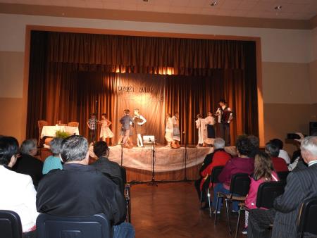 Prireditev Druži naju ples in petje z mednarodno udeležbo 7